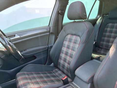 Volkswagen Golf 2.0 Golf GTi Performance TSi Semi-Auto 5dr 58