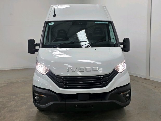 Iveco Daily 35S14 Manual Comfort 4100 Panel Van 6