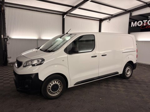 Peugeot Expert 2.0 BlueHDi 1400 Professional Standard Panel Van MWB Euro 6 (s/s) 6dr 35