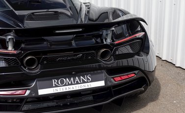 McLaren 720S Peformance 23