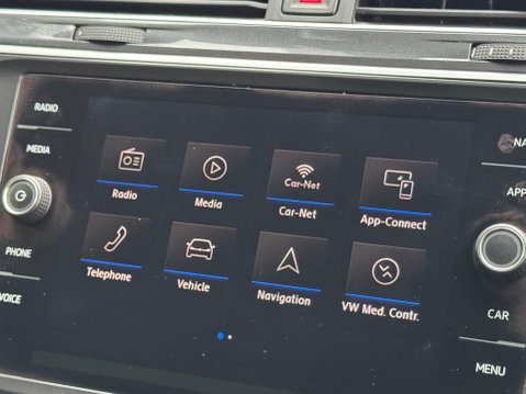Volkswagen Tiguan 2.0 TDI SE Navigation DSG 4Motion Euro 6 (s/s) 5dr 17