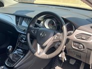 Vauxhall Astra SRI VX LINE NAV 34