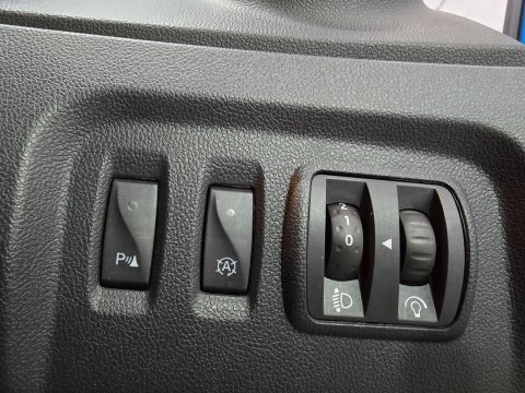 Renault Captur 1.5 dCi ENERGY Dynamique S Nav Auto Euro 6 (s/s) 5dr 38
