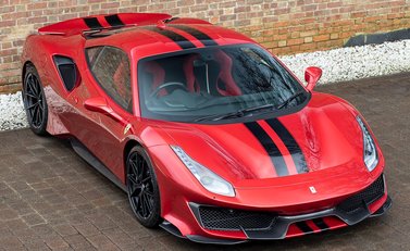 Ferrari 488 Pista 8