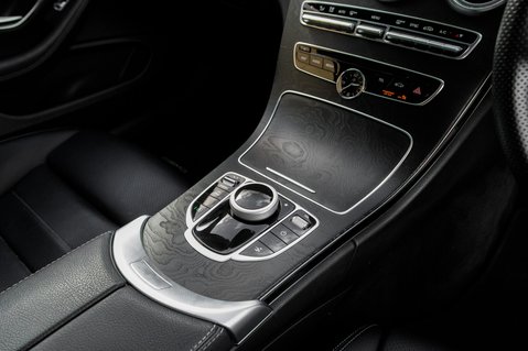 Mercedes-Benz C Class C 200 AMG LINE PREMIUM 43