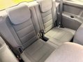 Volkswagen Touran 1.6 TDI BlueMotion Tech SE DSG Euro 5 (s/s) 5dr 27