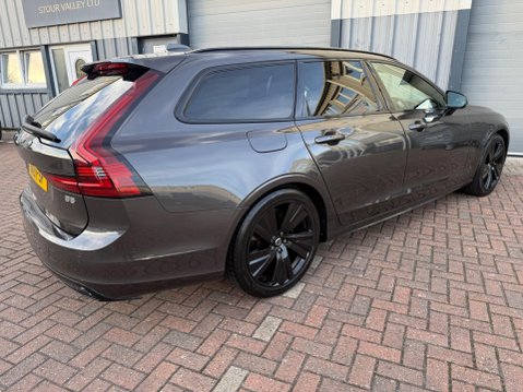 Volvo V90 2.0 B5 MHEV R-Design Auto Euro 6 (s/s) 5dr 57