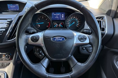 Ford Kuga TITANIUM TDCI 2WD - 10 SERVICES - NEW MOT - NEW DISCS AND PADS ALL ROUND 7