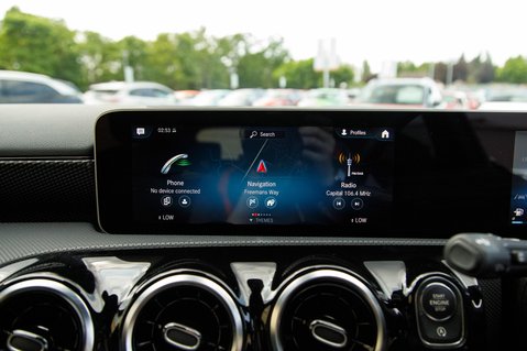 Mercedes-Benz A Class A 200 SPORT EXECUTIVE 22