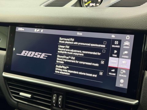 Porsche Cayenne 3.0 V6 E-Hybrid 14.1kWh Coupe 5dr Petrol Plug-in Hybrid TiptronicS 4WD Euro 53