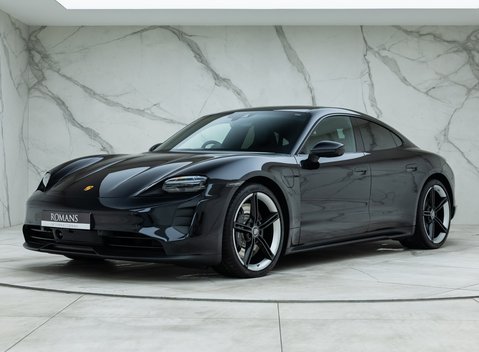 Porsche Taycan 4S 1