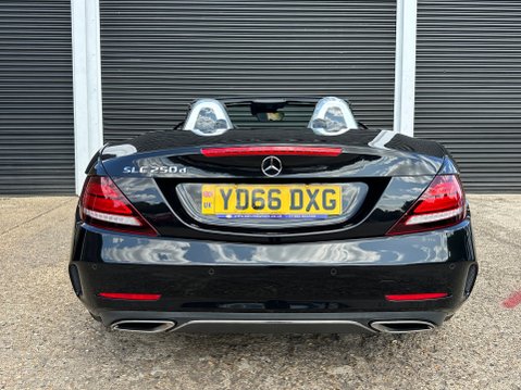 Mercedes-Benz SLC SLC 250 D AMG LINE 6