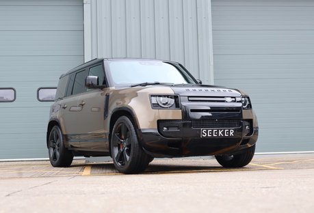 Land Rover Defender 110 D300 HARD TOP X MHEV HUGE FACTORY SPEC SEEKER STYLED WITH SEATS 