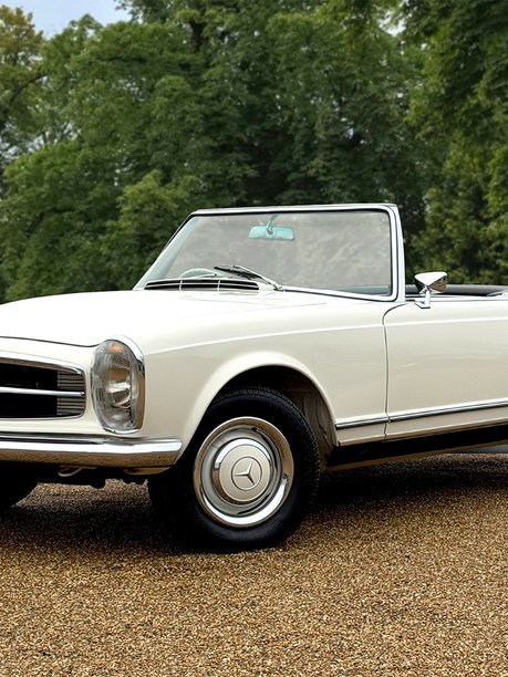 Mercedes-Benz SL Series 230SL Pagoda