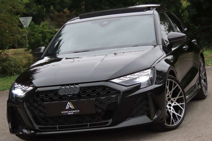 Audi RS3 2.5 TFSI Carbon Vorsprung Saloon 4dr Petrol S Tronic quattro Euro 6 (s/s) (