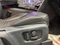 Land Rover Discovery 3.0 Discovery Luxury HSE SDV6 Auto 4WD 5dr 55
