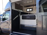 Renault Master 3.5 ton Coach Built Freddie Gover Horsebox with uprated suspension alloys  18