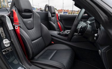 Mercedes-Benz Amg GT GT Roadster 14