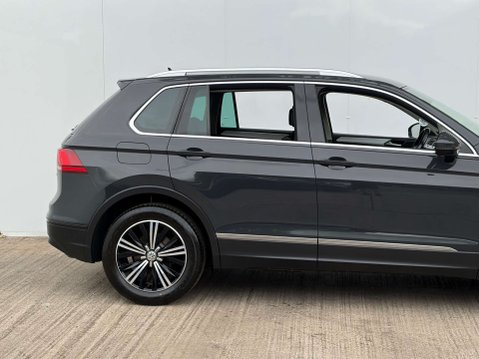 Volkswagen Tiguan 2.0 Tiguan SE Nav TDI BlueMotion Technology 5dr 11