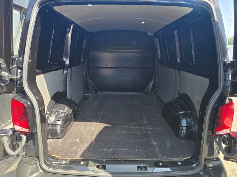 Volkswagen Transporter T30 TDI P/V STARTLINE 7