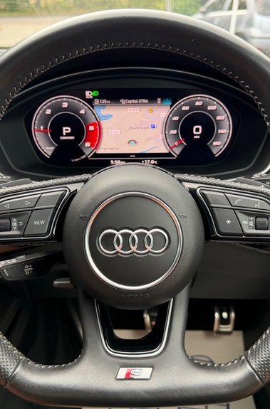 Audi A4 AVANT TDI S LINE BLACK EDITION -B&O - VIRTUAL COCKPIT -REVERSE CAMERA  
