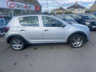 Dacia Sandero Stepway ESSENTIAL TCE 8