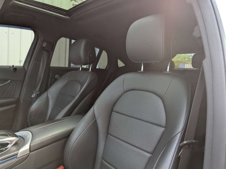 Mercedes-Benz GLC 2.1 GLC 250 D 4Matic AMG Line Premium+ Auto 4WD 5dr 55