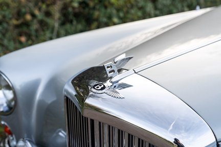 Bentley S2 Continental Drophead 13