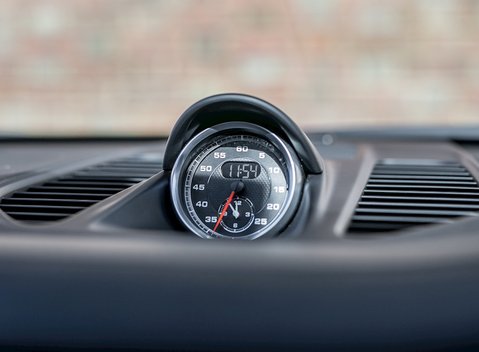 Porsche 911 (991.2) Carrera 4S 18