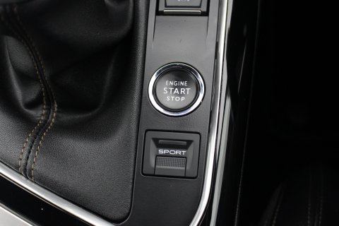 Peugeot 5008 5dr 1.2 PureTech GT Line 19