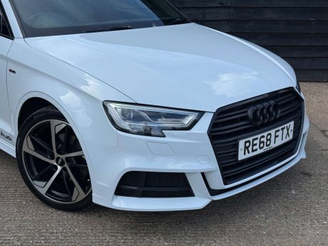 Audi A3 1.0 A3 Black Edition 30 TFSI 4dr 3