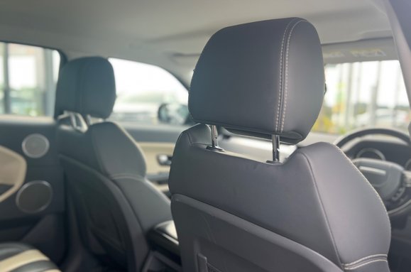 Land Rover Range Rover Evoque 2.2 SD4 DYNAMIC AUTO 21