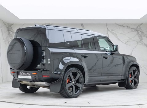 Land Rover Defender 110 D300 X 3