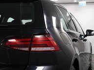 Volkswagen Golf S TDI 23