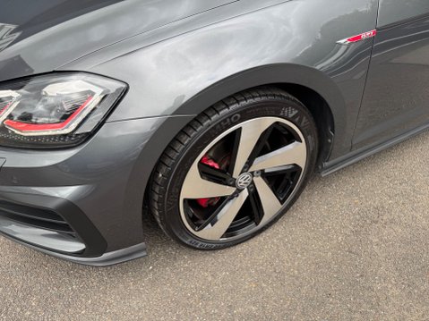 Volkswagen Golf GTI TSI DSG 21
