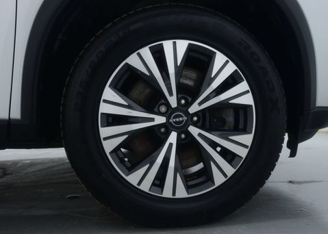 Nissan X-Trail 1.5 X-Trail N-Connecta E-4orce A 4WD 5dr 14