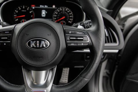 Kia Stinger GT S ISG 21