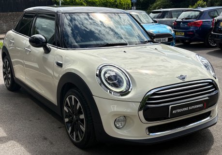 Mini Hatch Cooper 1.5 Petrol Manual Exclusive Comfort+ Nav 5 door - DEPOSIT TAKEN 17