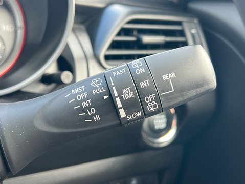 Suzuki Swift SZ5 DUALJET ALLGRIP MHEV 35