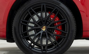 Porsche Macan GTS 8