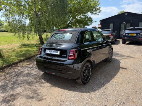 Fiat 500e C LA PRIMA 54