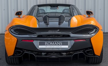 McLaren 570S Spider 4