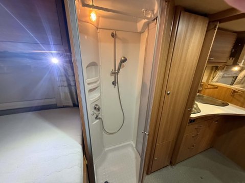 Niesmann and Bischoff Arto 74L 6 berth, large garage, tag axle, Niesmann Bischoff 14