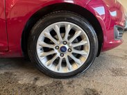 Ford Fiesta 1.0T EcoBoost Titanium X Euro 5 (s/s) 5dr 21