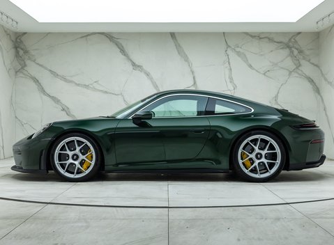 Porsche 911 GT3 TOURING (992.2) 5