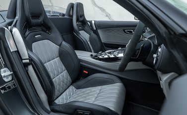 Mercedes-Benz Amg GT C EDITION 50 Roadster 18