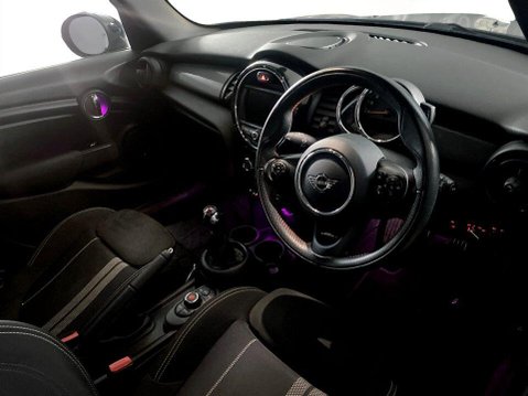 Mini Hatch 1.5 Cooper Sport Hatchback 5dr Petrol Manual Euro 6 (s/s) (136 ps) Air Con 12