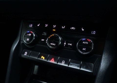 Skoda Karoq 1.5 Karoq Sportline TSi Semi-Auto 5dr 33