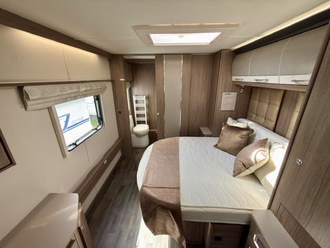 Coachman Laser Xcel 875 Kingsham 30th Special Edition 22