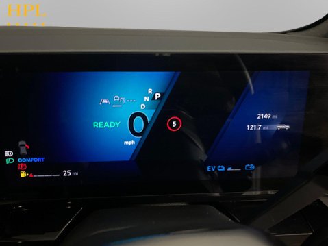 Renault Austral 1.2 E-TECH techno SUV 5dr Petrol Hybrid Auto Euro 6 (s/s) (200 ps) Air Con 13